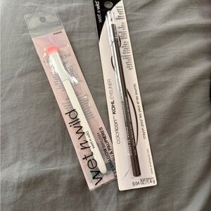 Wet n Wild Pink Brush and Brown Eyeliner Set